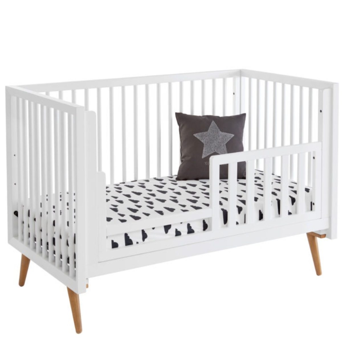 Kolcraft Roscoe 3-in-1 Conversion Rail for Toddler and Daybed White