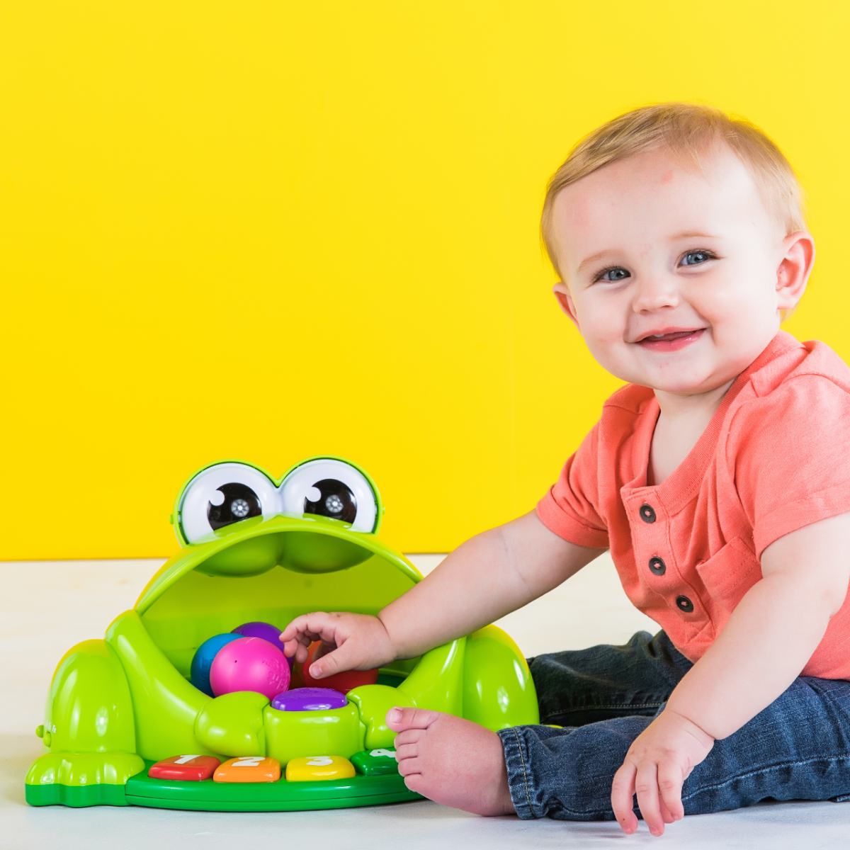 Bright Starts Pop and Giggle Pond Pal Toy